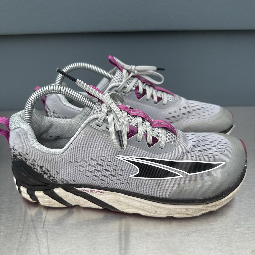 Altra Torin 4 Womens Size 9 Zero Drop Running Shoes Silver Black ALW1937F254