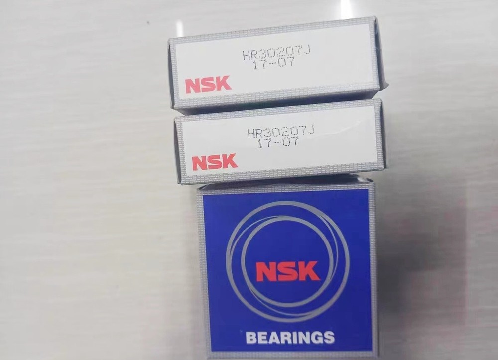 NEW NSK HR30207J Deep Groove Ball Bearing 1PCS #NN