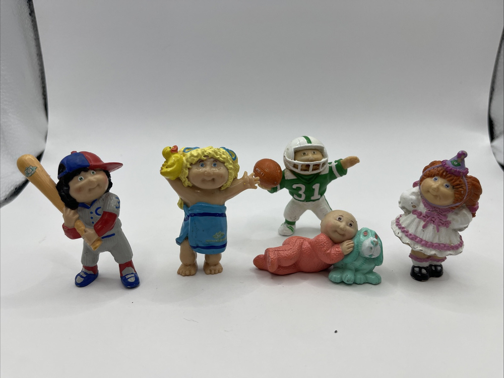 Lot Of Vintage Cabbage Patch Figures #1