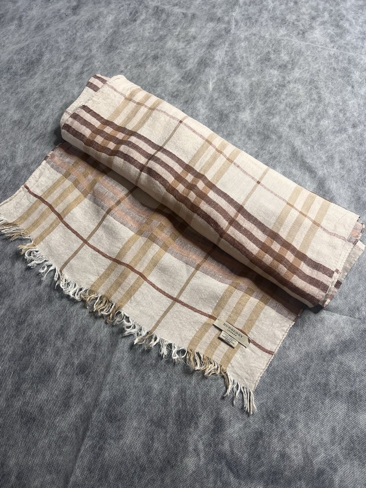 Burberry Scarf Lined