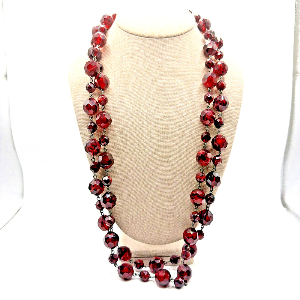 Vintage Costume Red Faceted Acrylic Beaded Necklace
