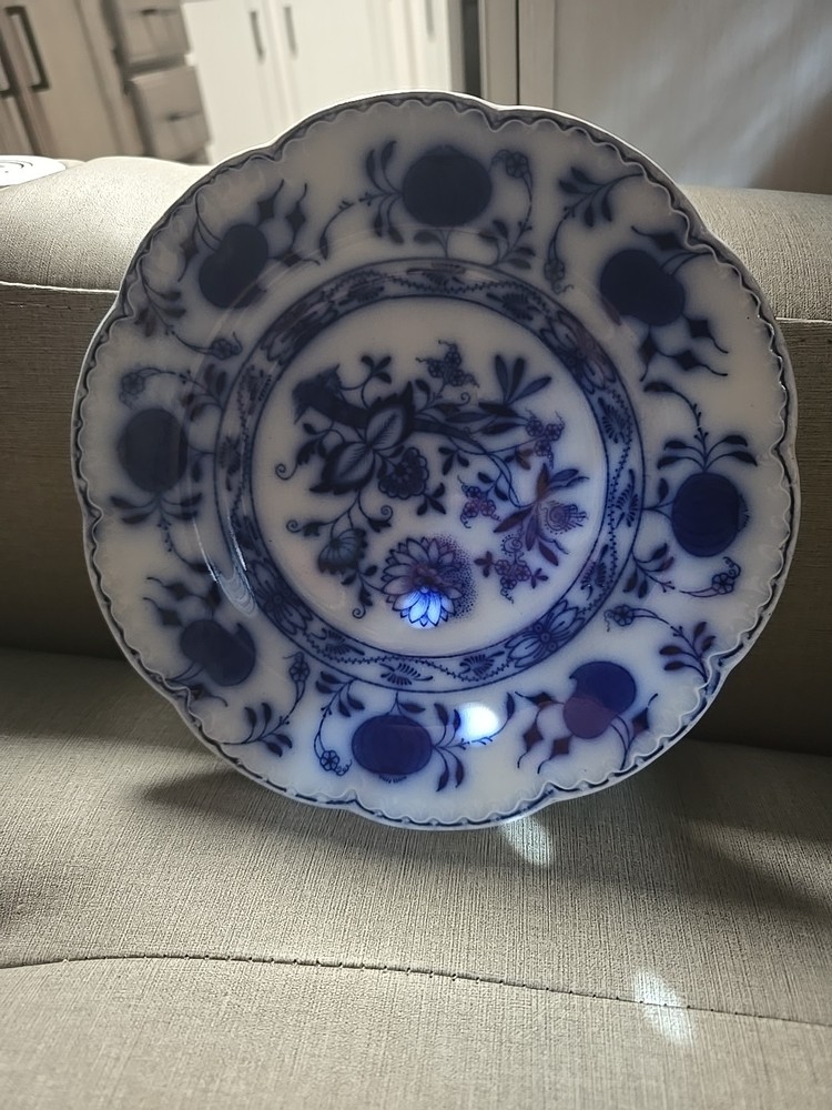 Antique Johnson Brothers  Holland Pattern Flow Blue Onion Luncheon Plate