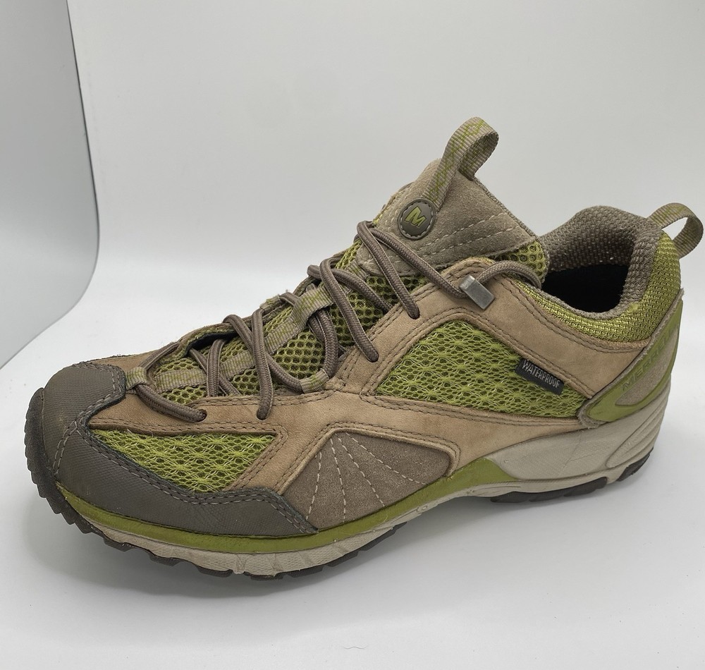 Merrell Avian Light Ventilator Women’s Size US 7 Vibram Hiking Shoes Waterproof