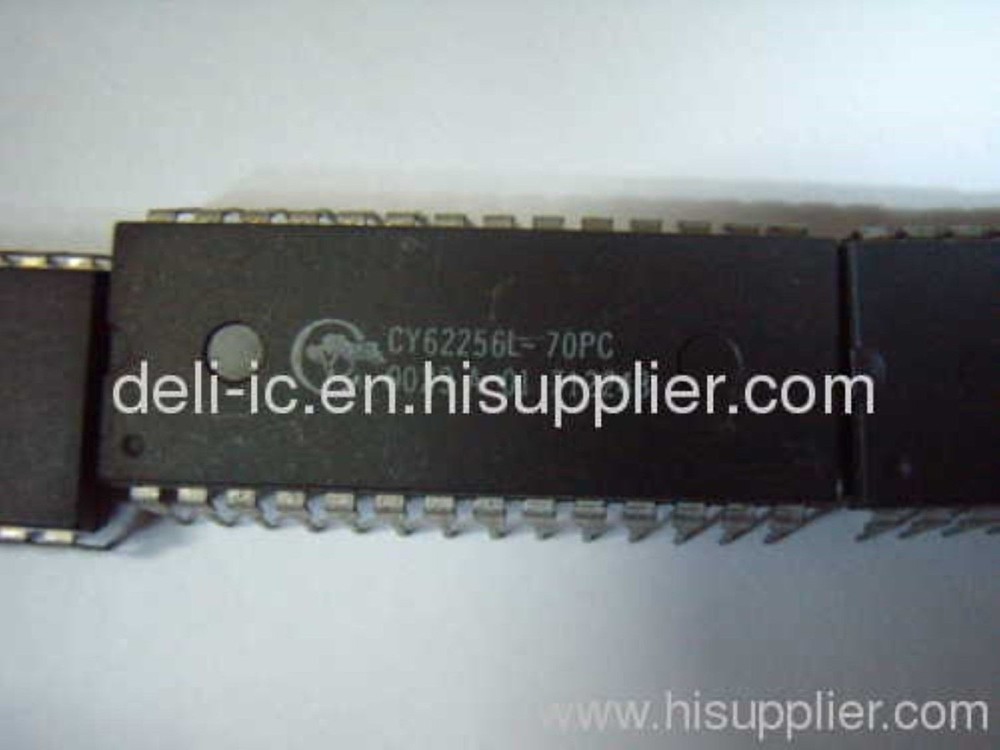 CYPRESS CY62256L-70PC DIP-28 256K (32K x 8) Static RAM USA ship