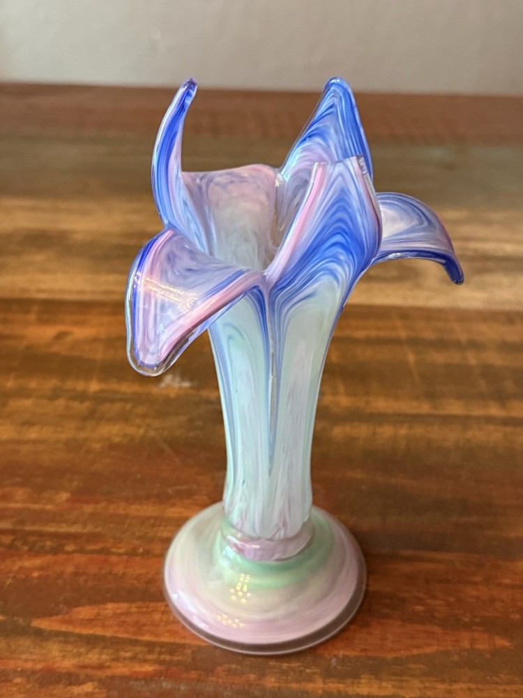 Blue Pink Art Glass Vase Swirl Pattern Flower Petals Glossy Decorative