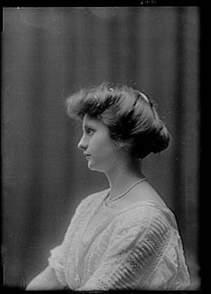 Photo:Bothine,Miss,portrait photographs,women,Arnold Genthe,1911