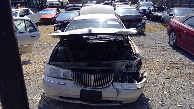 Passenger Rear Door Vent Glass 117.7