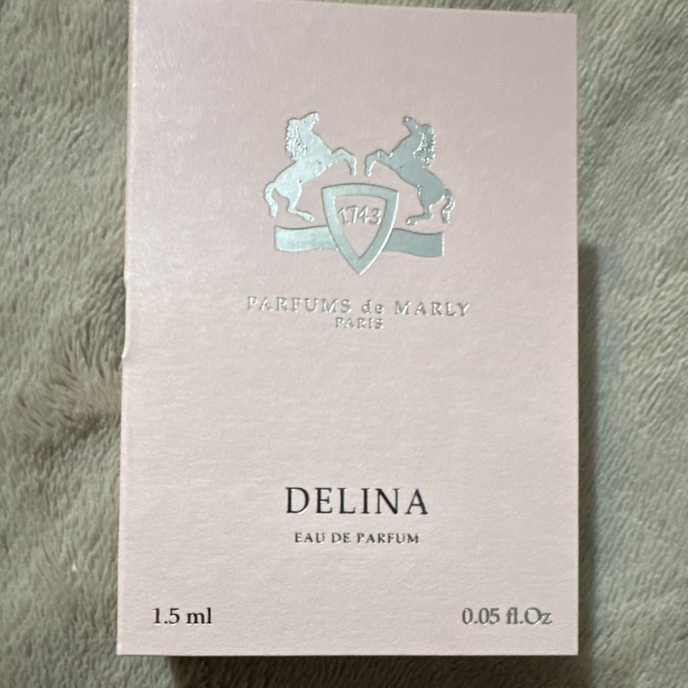 Parfums de Marly Delina Eau de Parfum  Spray 1.5ml 0.05 fl oz