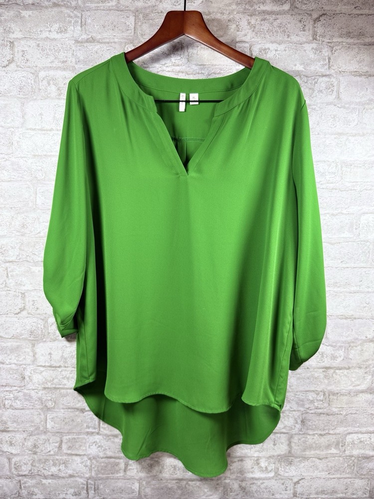 Women’s Tunic Blouse Kelly Green Size XL High Low Hem 3/4 Sleeve Career Basics