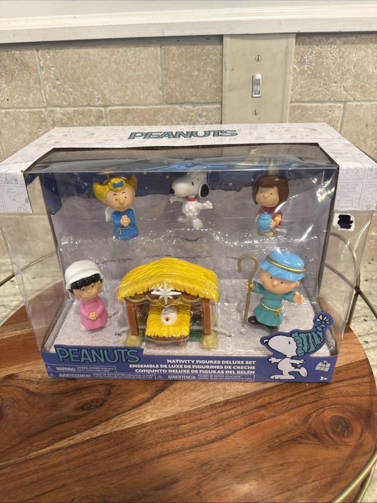 Peanuts Nativity Figures Deluxe Set Snoopy Charlie Brown Christmas NEW IN BOX