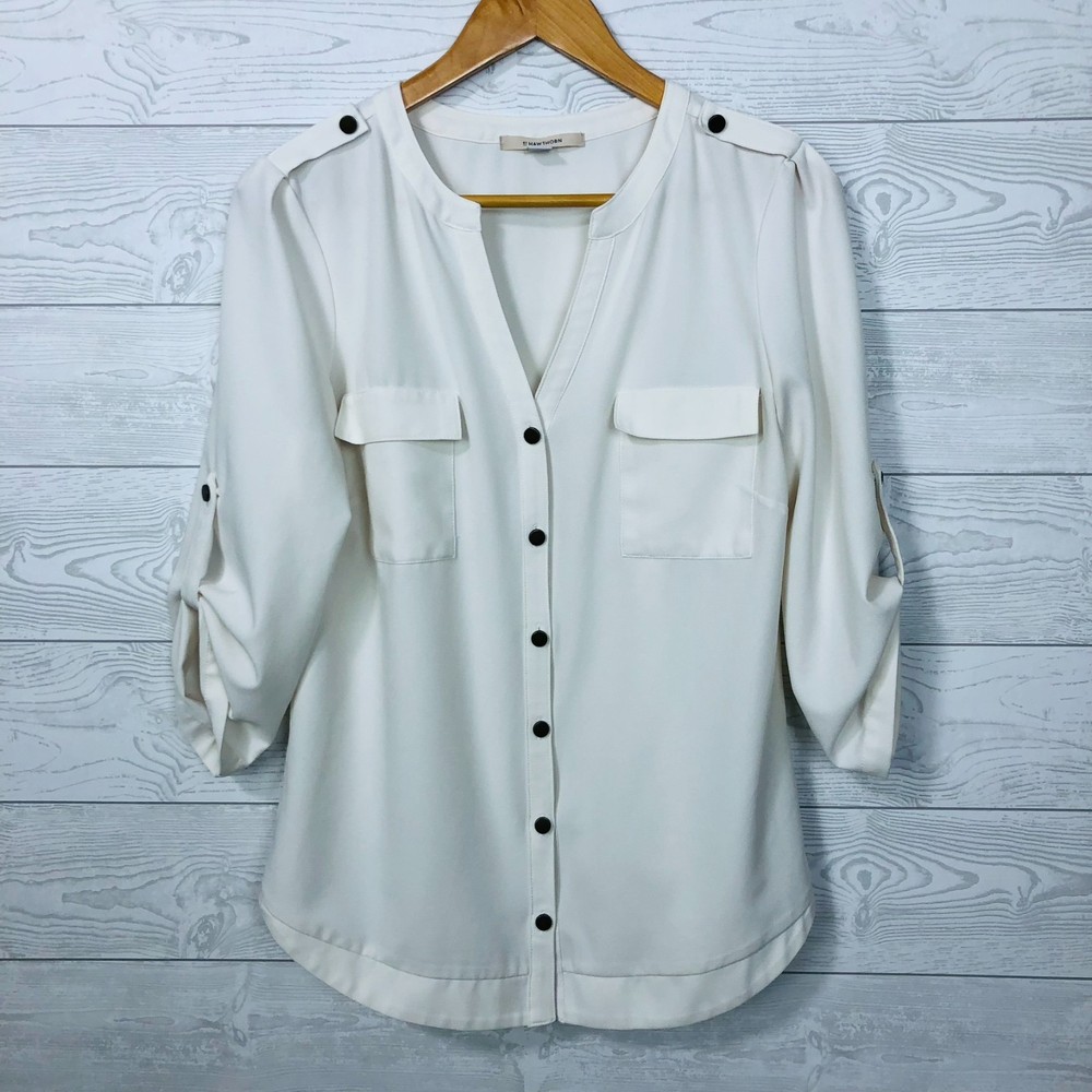 41 Hawthorn Women's Button Front Top Roll Tab Sleeves V Neck White Size Small