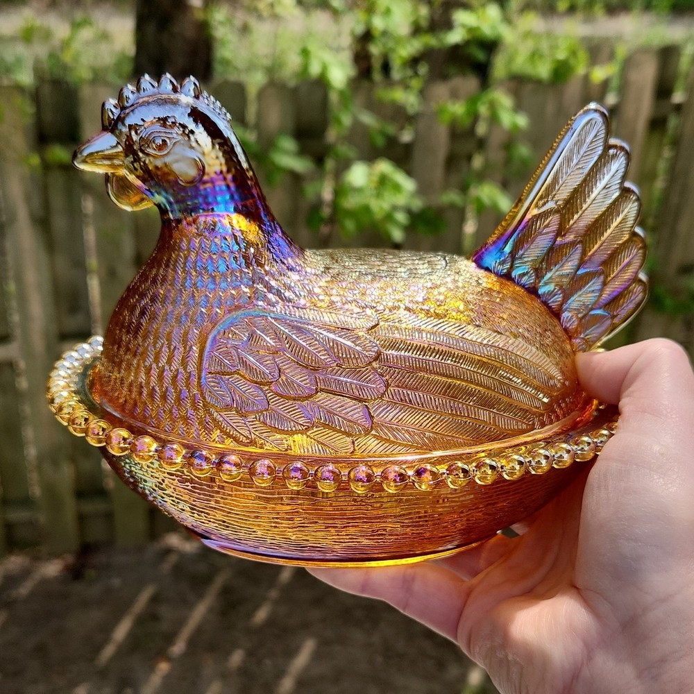 VTG Amber Gold Carnival Glass Hen on Nest Covered Dish - Near Mint