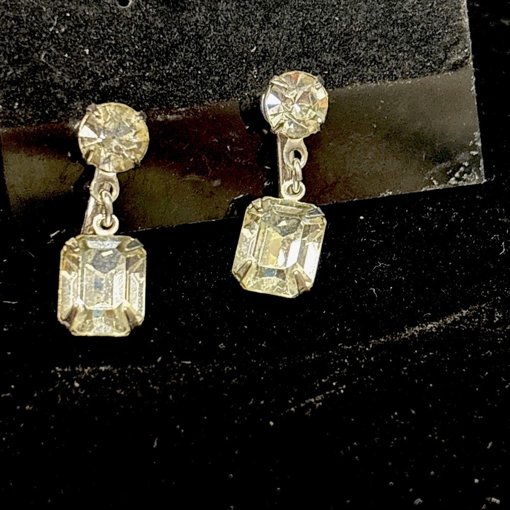 Vintage Earrings Emerald Cut Rhinestone Clear Dangle Screw back Silver tone