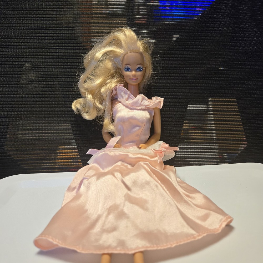 Vintage Barbie Doll In Pink Evening Gown Dress With Ribbon 1966 Mattel