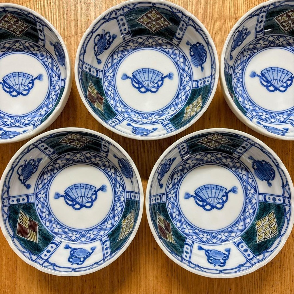 Kutaniware Kutani-yaki Kosho kiln Lucky Treasure Small Bowls Set 4.2 size Unused