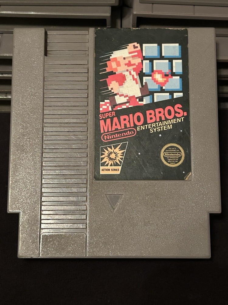 Super Mario Bros. Nintendo Entertainment System Five Screw Cartridge (Tested)