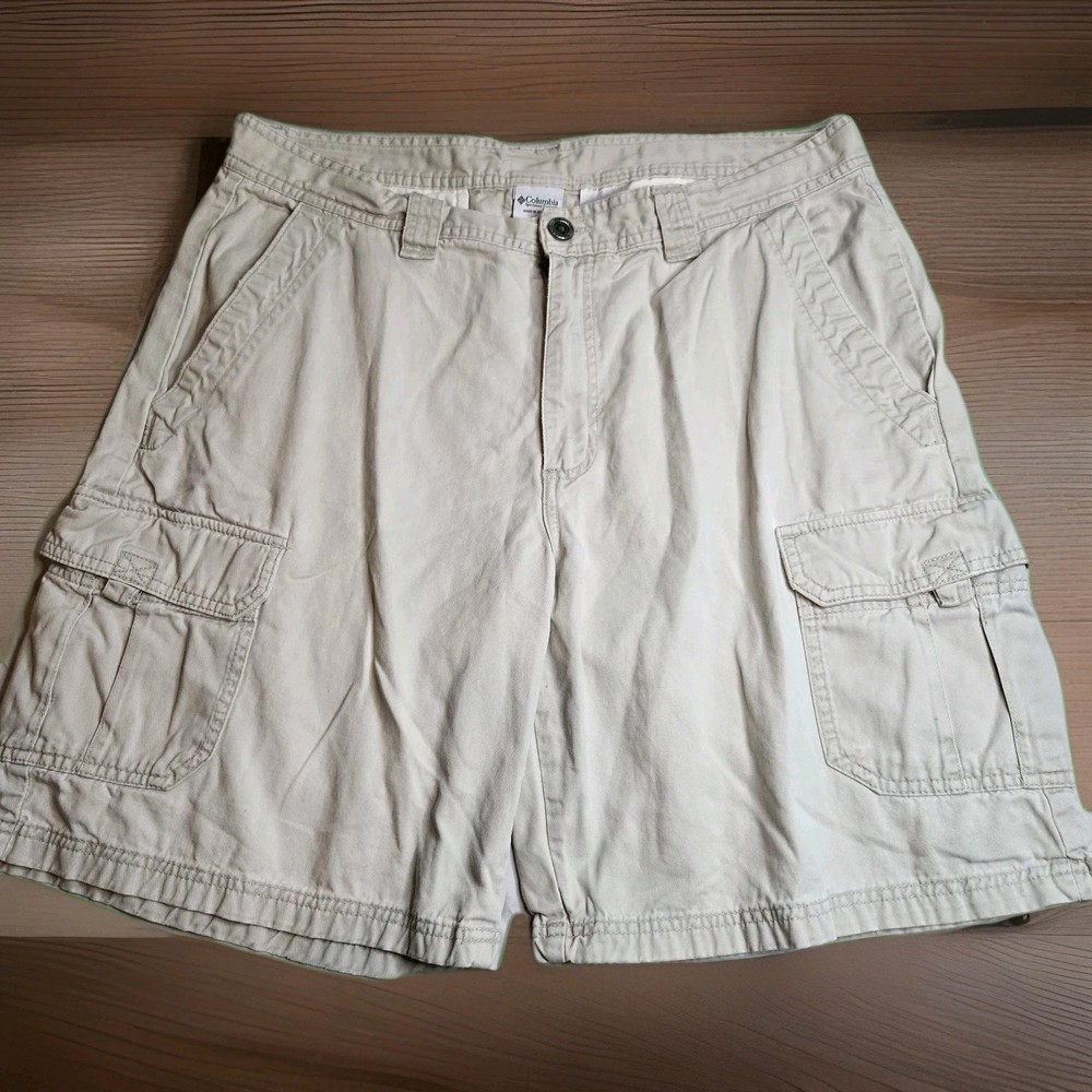 Columbia Men's Size 38 Beige Cargo Shorts Summer Shorts Many Pockets