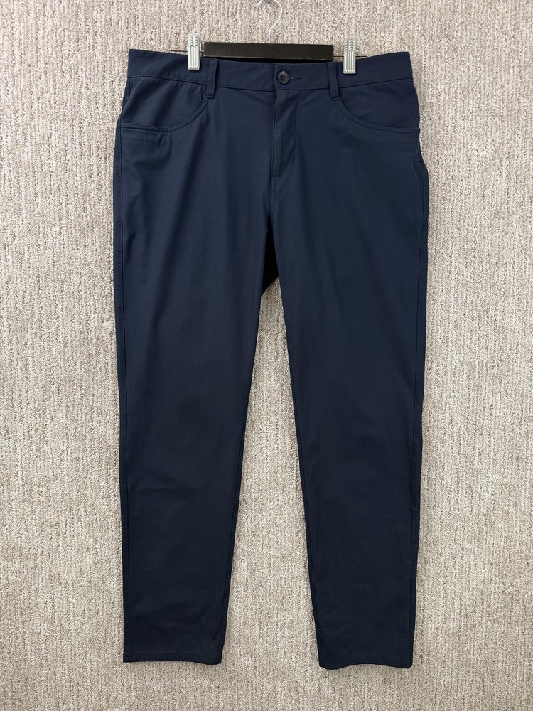 Vuori Pants Mens 32x30 Navy Blue Performance Chino Slim Tapered Stretch Casual