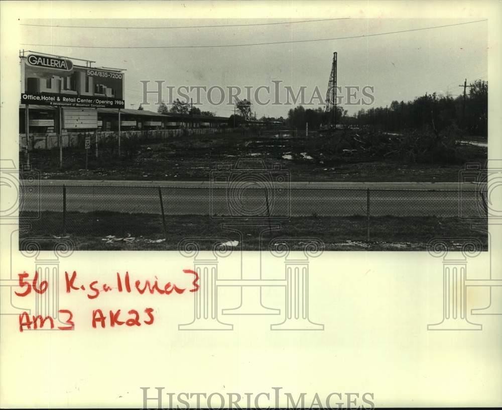1985 Press Photo Work to clear site of proposed Galleria in Metairie started