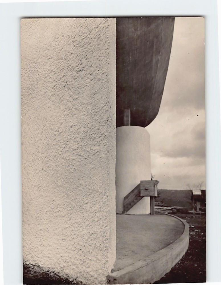 Postcard Chapelle de Notre Dame du Haut Ronchamp France