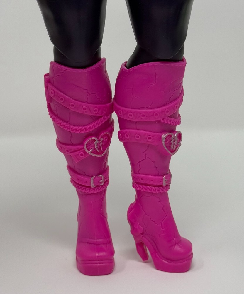 Monster High G3 2024 Core Catty Noir Doll Outfit Shoes Pink Tall Plus Size Boots