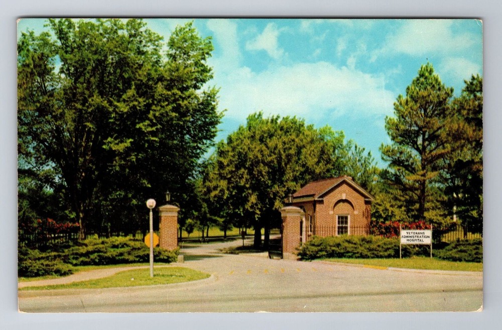 Fayetteville AR-Arkansas, Veterans Hospital, Antique Vintage Souvenir Postcard