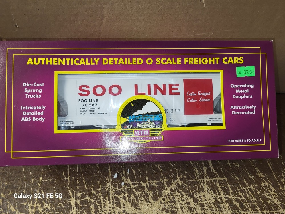 MTH Premier Soo Line 2 Bay Centerflow Hopper Car O Scale 20-97478