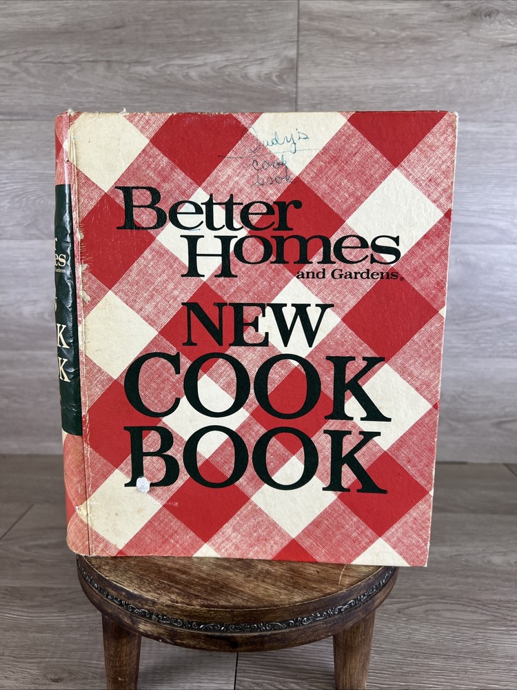 Vintage 1976 Better Homes and Gardens Cookbook Fifth Printing Ring Binder USA