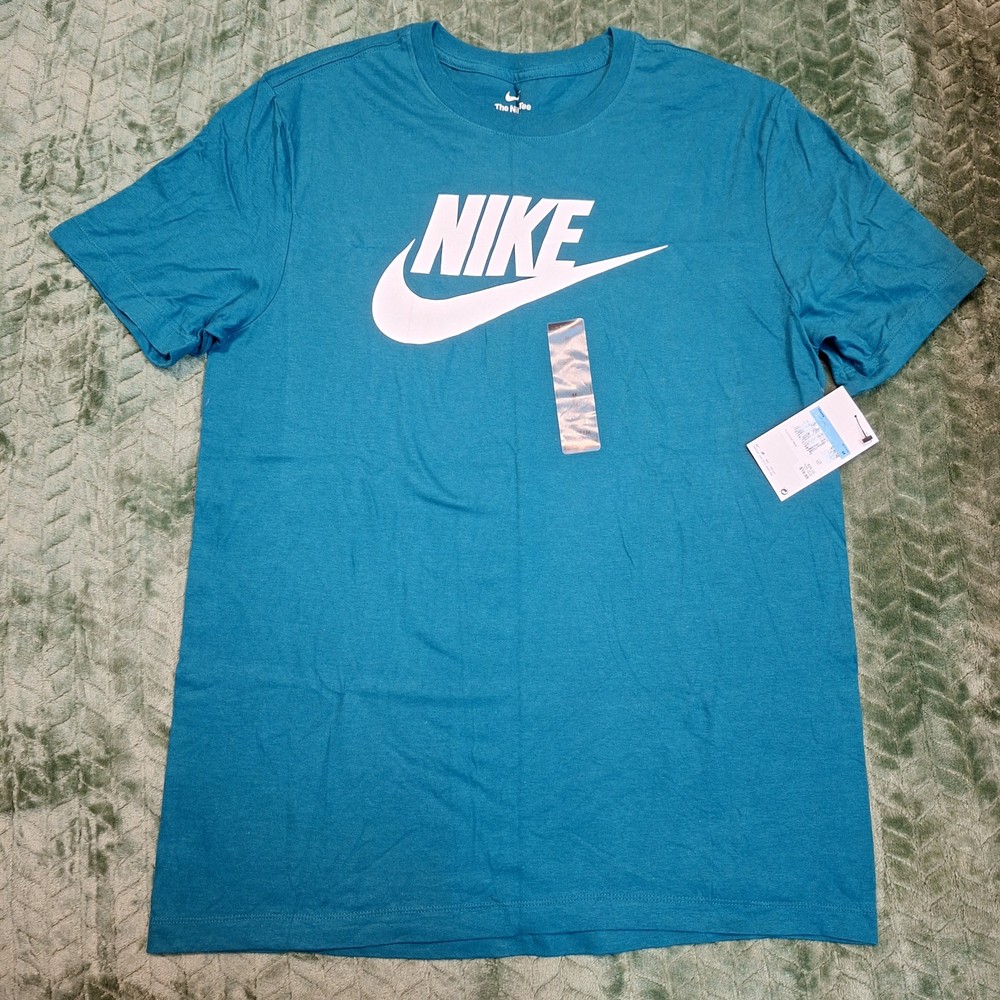 Nike The Nike Tee Logo T-Shirt Men’s Medium Blue Teal New With Tags