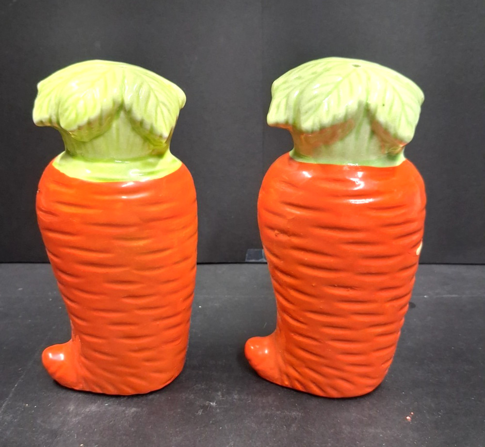 Vintage Ceramic Carrot Salt & Pepper Shaker Set Made In Japan