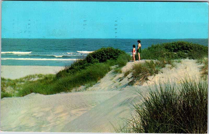 Postcard BEACH SCENE Ogunquit Maine ME m/09 AK3002