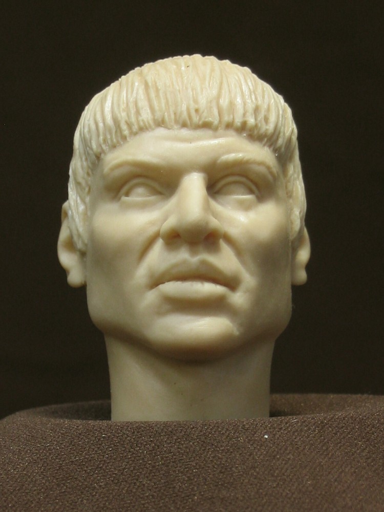 CMD-41 CUSTOM RESIN UNPAINTED HEAD SCULPT Action figures 1/6 Scale