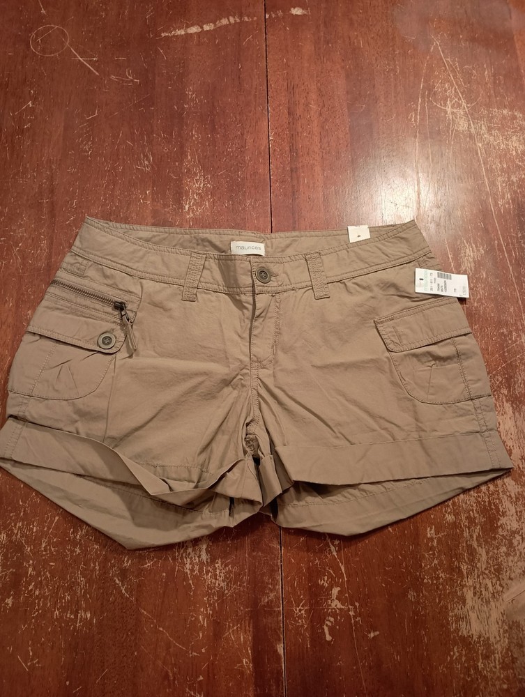 Maurices Women's Tan Khaki Zipper Front Side Pockets Shorts Size 7/8