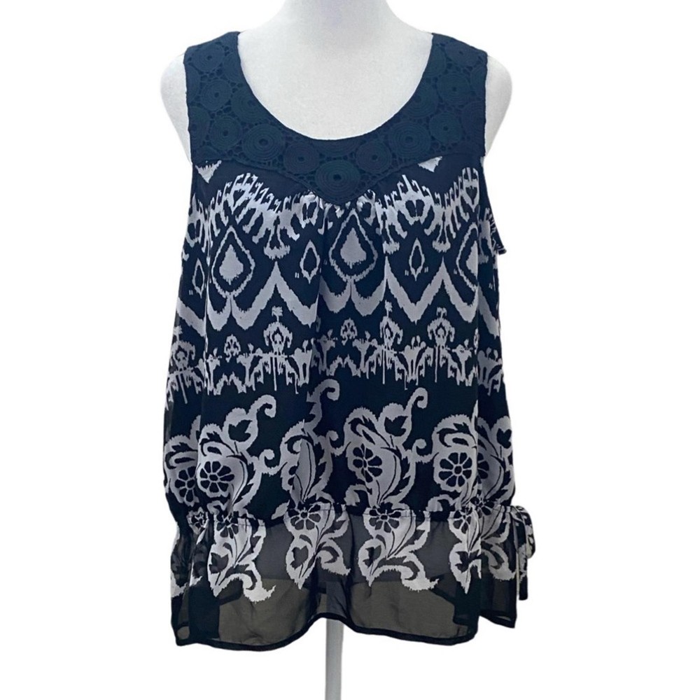Dressbarn Petite Black White Sleeveless Top NWT Size PXL