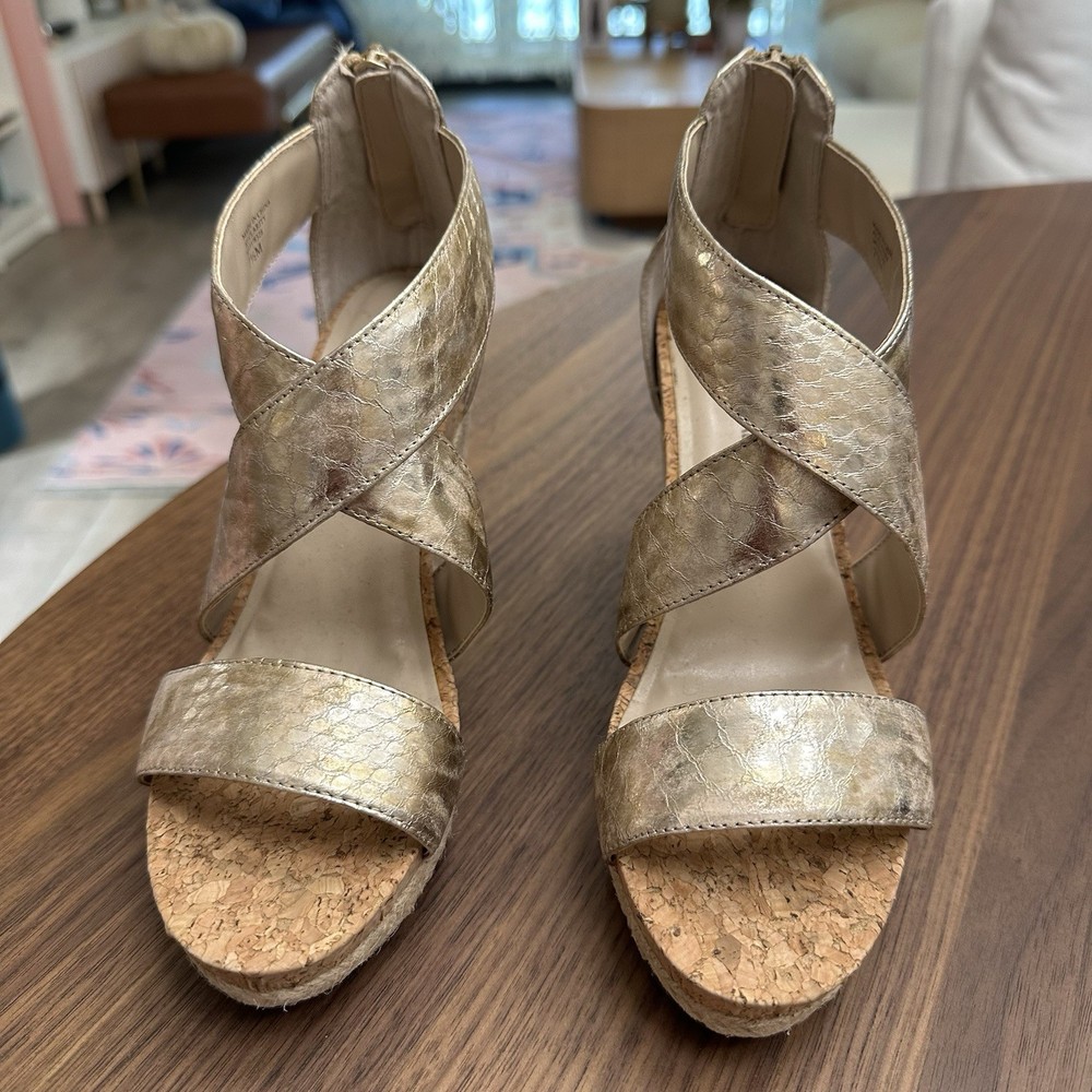 Adrienne Vittadini Clarity Cork And Gold Snake  Print Wedge Sandals, Size 7.5 M