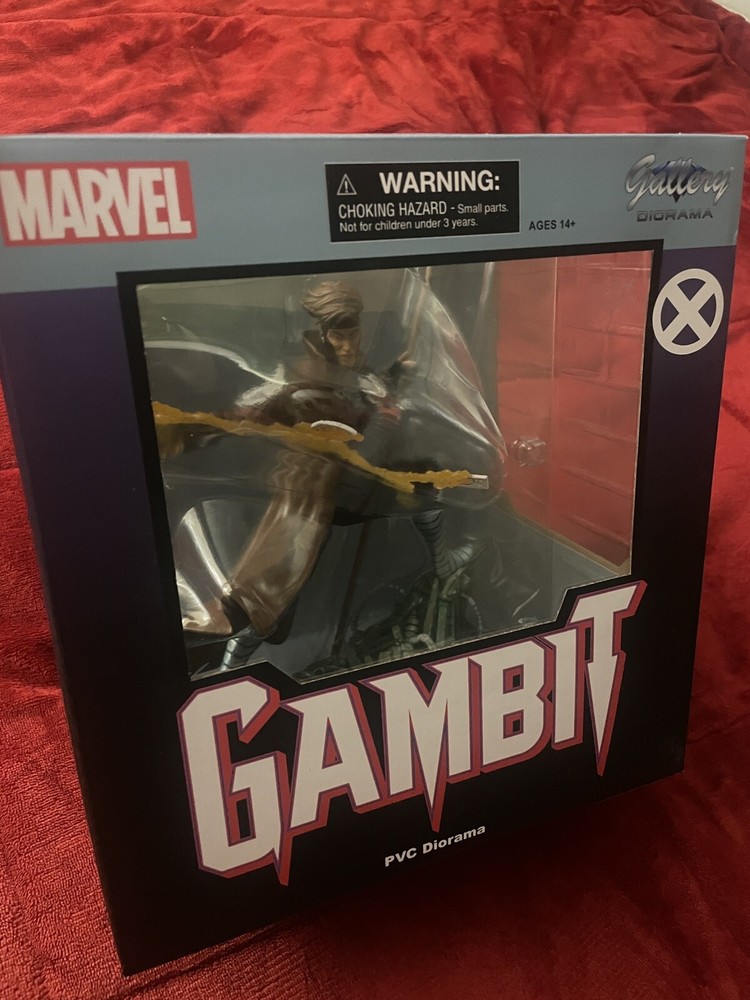 Marvel Gallery Comic Diamond Select Gambit PVC Diorama 10-Inch Statue