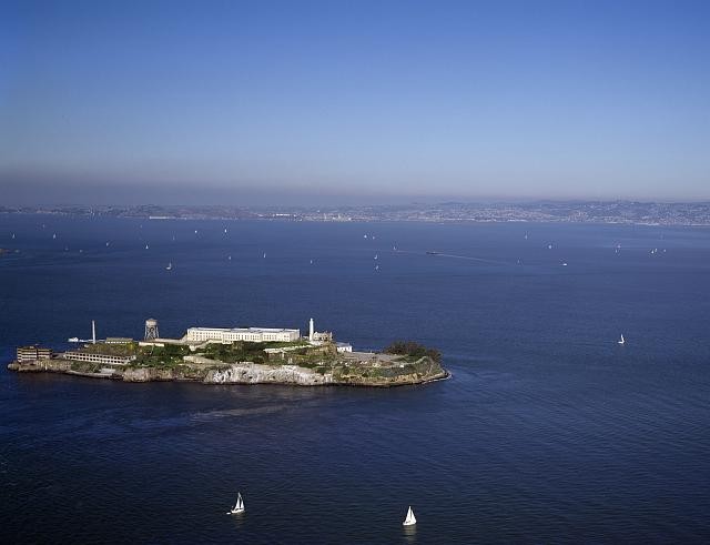 Photo:Alcatraz Island San Francisco California Aerial View 1980s-2000s