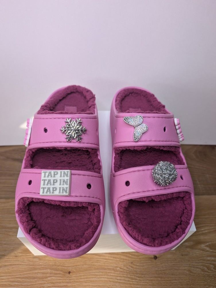 Crocs Saweetie X Women's Size 8 Jibbitz Charm Pink  Cozy Sandals