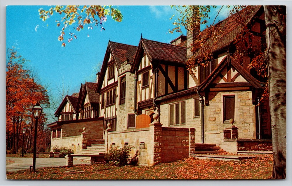 Newbury Ohio~Manor House Summer Mansion~Punderson State Park~Vintage Postcard
