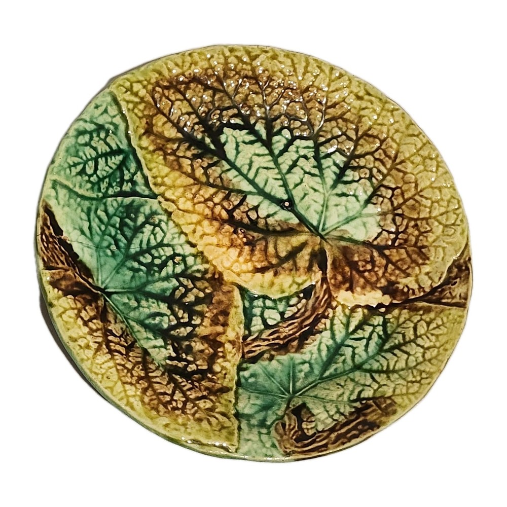 Antique Majolica Begonia Leaf 8.5