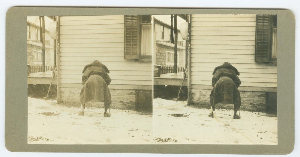 G5061~ Grandma's BUTT MOONING PHOTOGRAPHER – Binghamton NY Stereoview