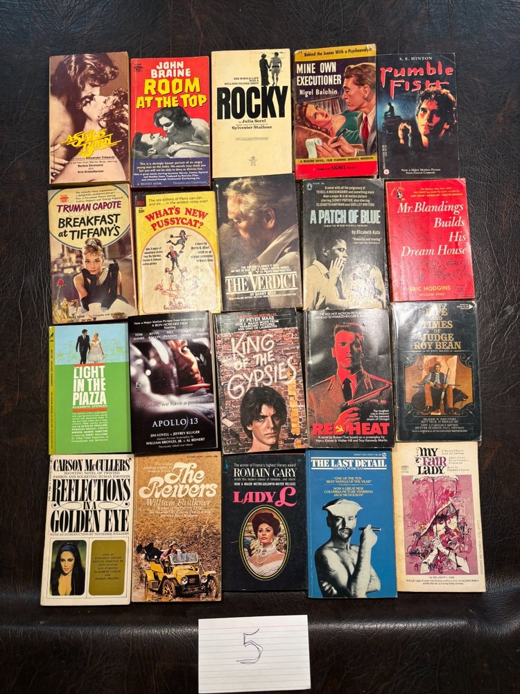 Lot 5 - 20 Movie tie-in paperbacks average VG 1940s-2000s see photos