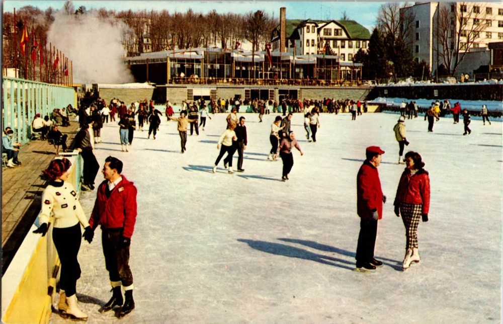 Kiamesha Lake New York NY : HOTEL SCENE m/14 BC8109