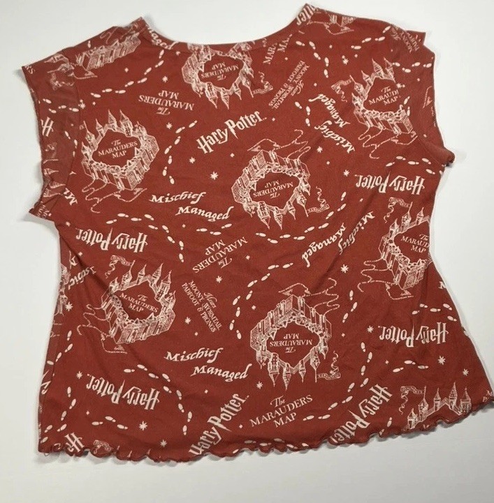 Harry Potter Hogwarts Sleeveless Graphic Top Women’s Large Red Tank Shirt