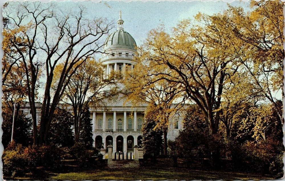 State Capitol Augusta Maine ME Dome Fall Scene Postcard VTG UNP Vintage Unused