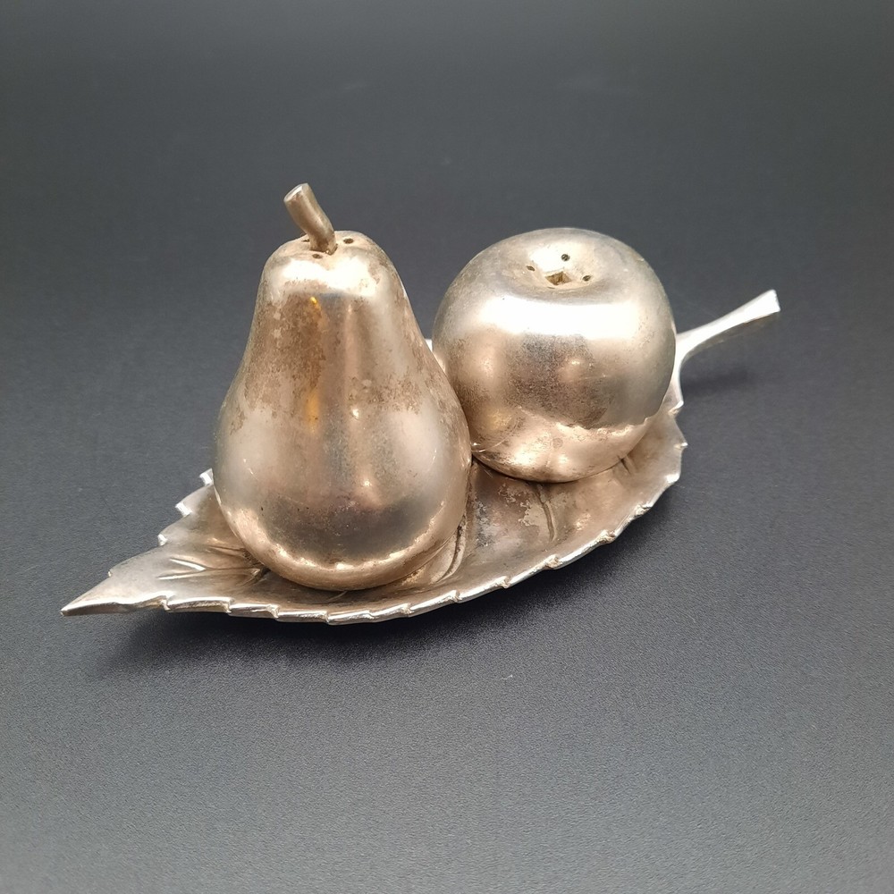 Vintage International Silver Leaf Tray with Apple Pear Shakers – Silverplate