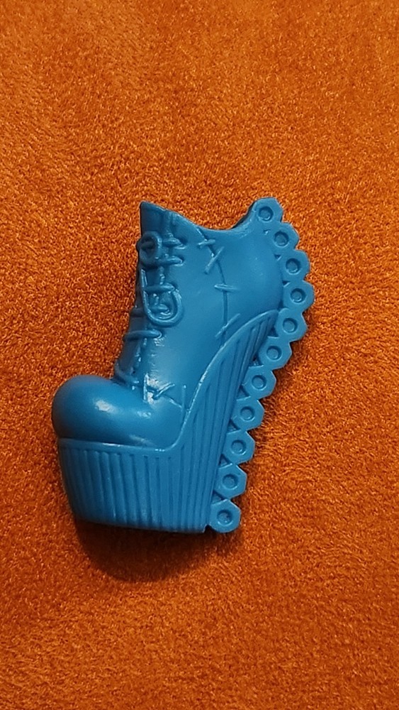 Monster High Voltageous Hair G2 Frankie Stein's Blue Shoe Left