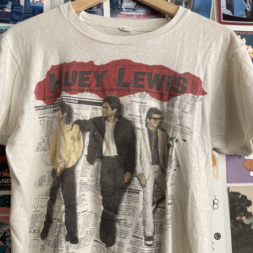 Vintage 80s Huey Lewis and the news concert band tour shirt L fits smaller