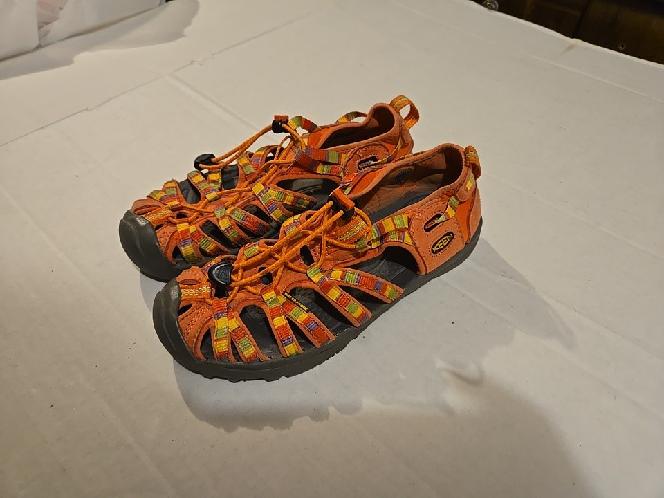 Keen Women whisper raya In Hot Coral Hiking Shoes Size 5