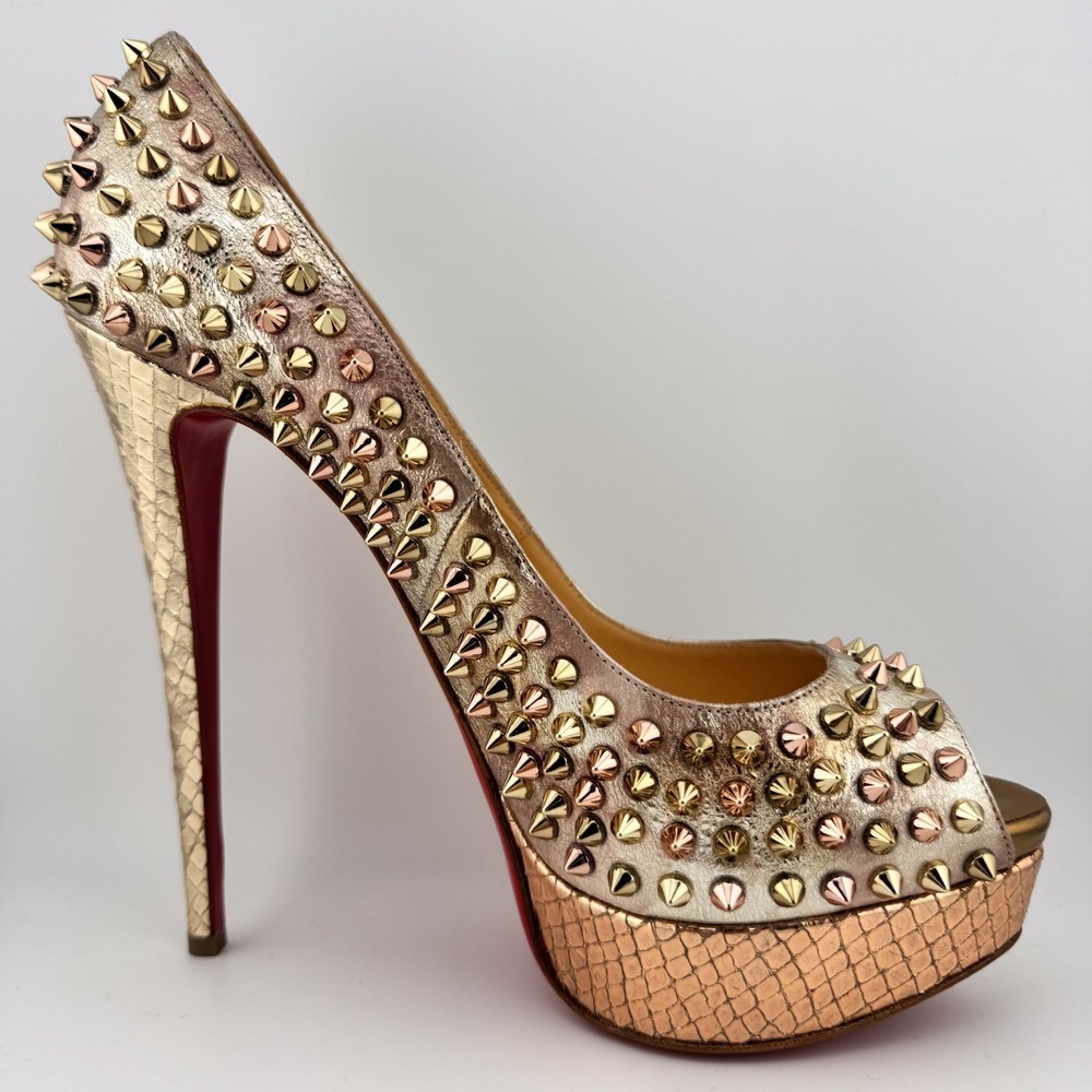 READ Louboutin lady peep 150 spikes gold snakeskin leather pumps heels US 10.5
